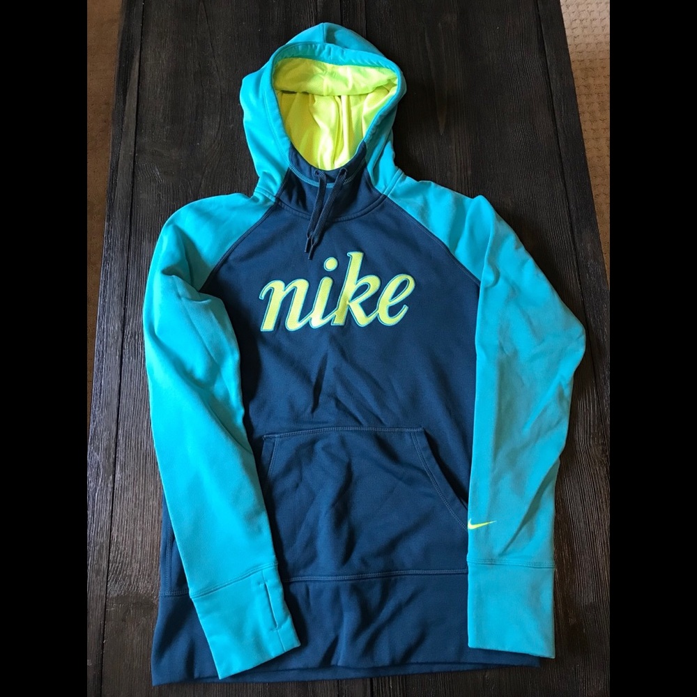 Nike Therma-Fit Hoodie Thumbholes M